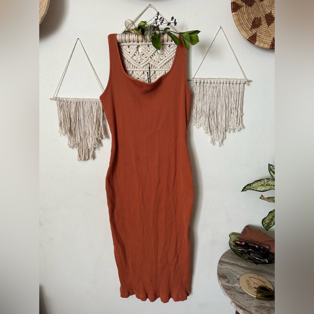 Uniqlo ribbed dress stretchy